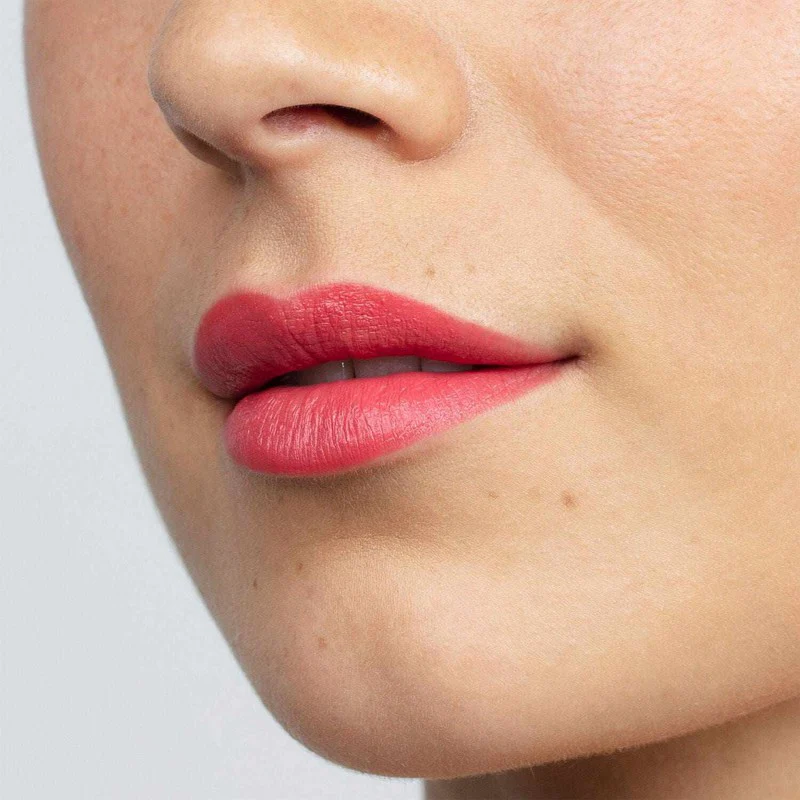 598-antipodes-lipstick-south-pacific-coral-4g-4.webp Antipodes Lipstick South Pacific Coral 4g